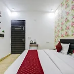 Hotel La Cage Dilli Near Delhi Airport By Gross Group